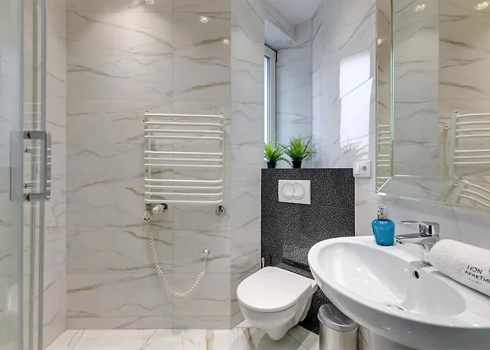 Palermo - Spacious Family 200 M From By Lion Сопот