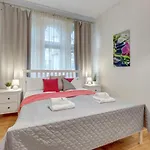 Apartment Palermo - Spacious Family 200 M From By Lion Zoppot