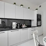 Palermo - Spacious Family 200 M From By Lion *