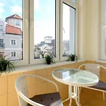 Palermo - Spacious Family 200 M From By Lion Apartment *