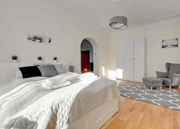 Apartment Palermo - Spacious Family 200 M From By Lion Sopot