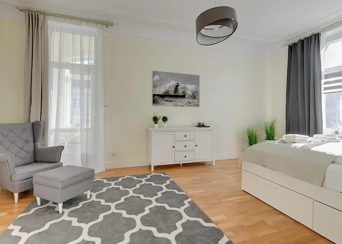 Apartment Palermo - Spacious Family 200 M From By Lion