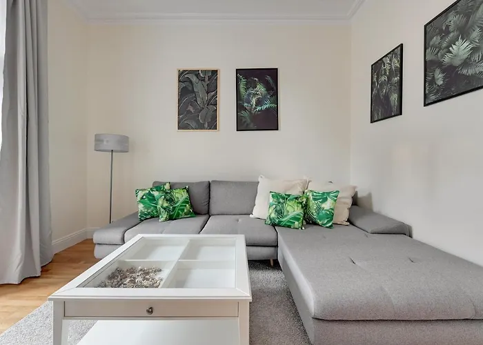 Palermo - Spacious Family 200 M From By Lion *